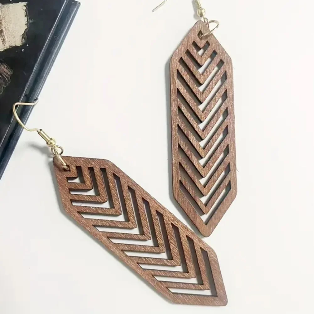 3 /$25 ✨New✨ Wooden Earrings - Picture 3 of 4